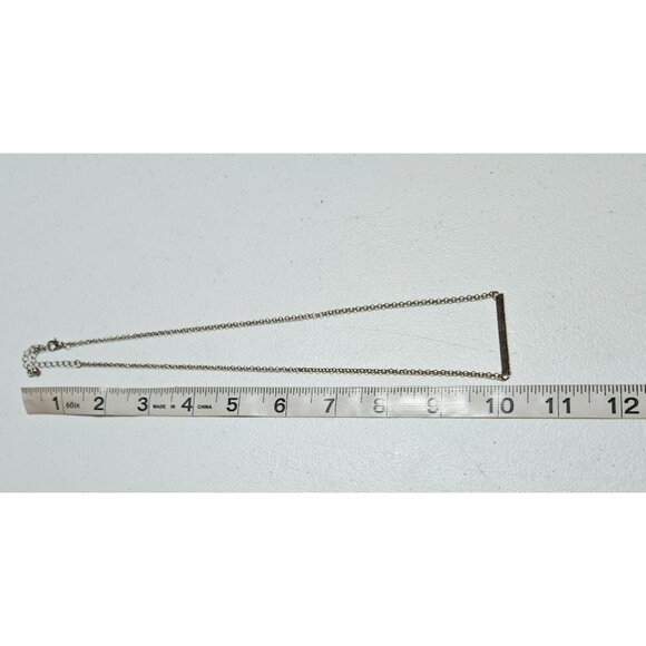 Elegant Gold Tone Bar Pendant Necklace Classic Minimalist Design Fashion Jewelry - Picture 4 of 5